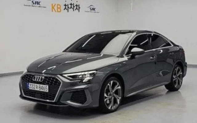 아우디중고차 A3(8Y) 40 TFSI 프리미엄 매물 사진 20 - 2023/08 27,000km