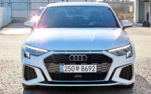 아우디중고차 A3(8Y) 40 TFSI 프리미엄 매물 사진 19 - 2024/10 13,937km